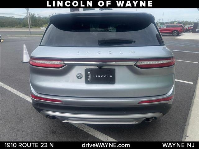 Photo of 2023 Silver Radiance Metallic Lincoln Corsair