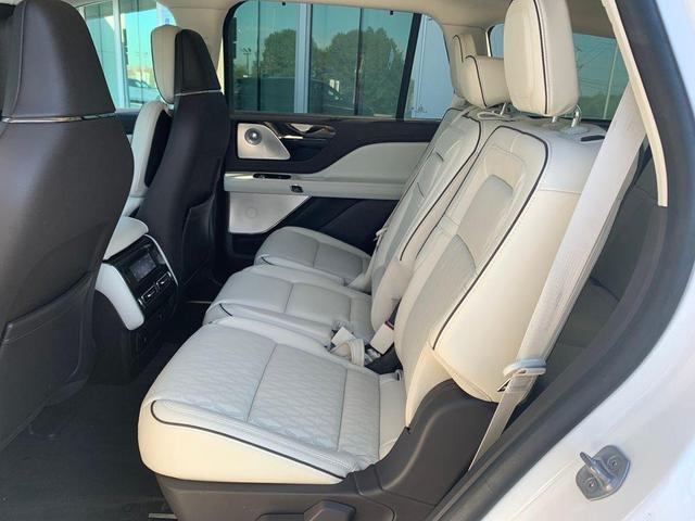 Photo of 2023 Pristine White Lincoln Aviator