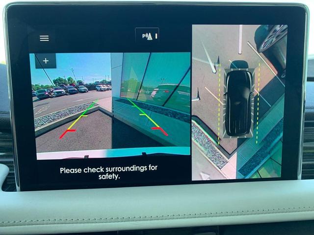 Photo of 2023 Pristine White Lincoln Aviator