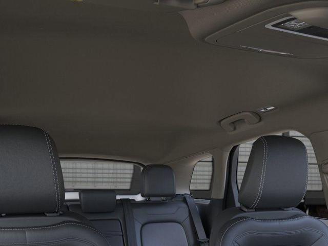 Photo of 2025 Infinite Black Metallic Lincoln Corsair