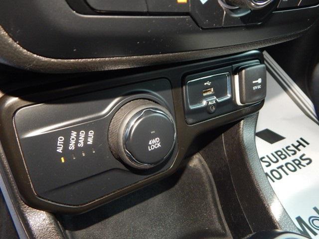 Photo of 2023 Colorado Red Clearcoat Jeep Renegade