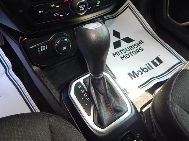 Photo of 2023 Colorado Red Clearcoat Jeep Renegade