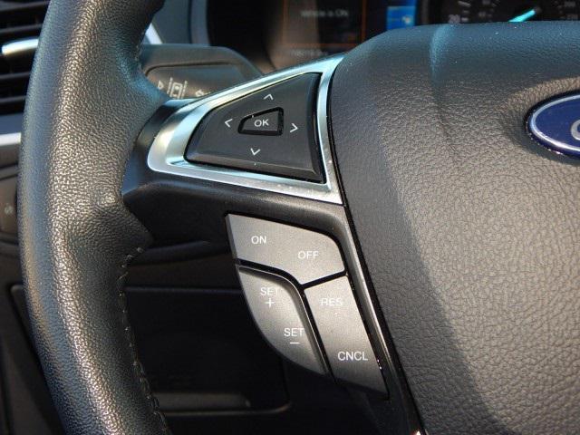 Photo of 2024 Iconic Silver Metallic Ford Edge