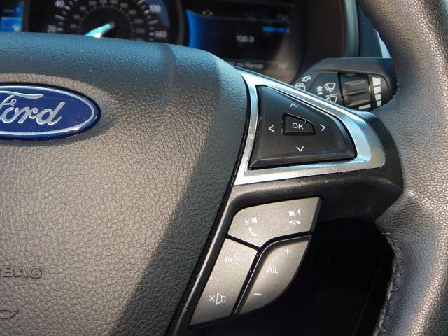 Photo of 2024 Iconic Silver Metallic Ford Edge