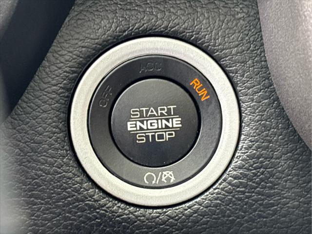 Photo of 2021 Bright White Clearcoat RAM 1500