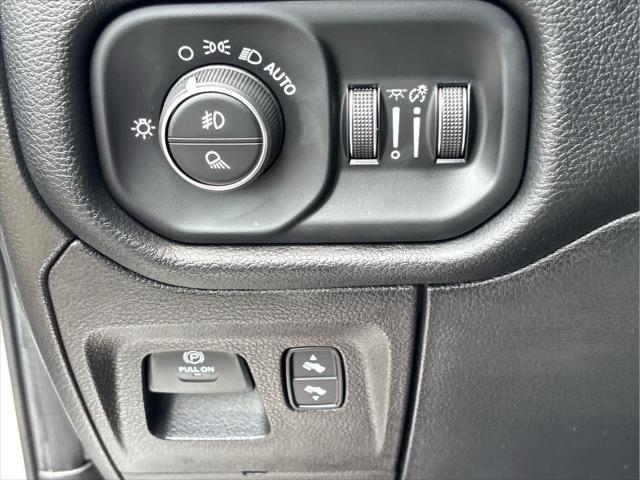 Photo of 2021 Bright White Clearcoat RAM 1500