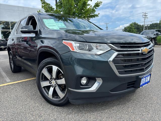Photo of 2020 Graphite Metallic Chevrolet Traverse