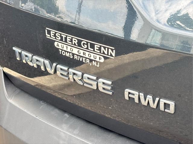 Photo of 2020 Graphite Metallic Chevrolet Traverse