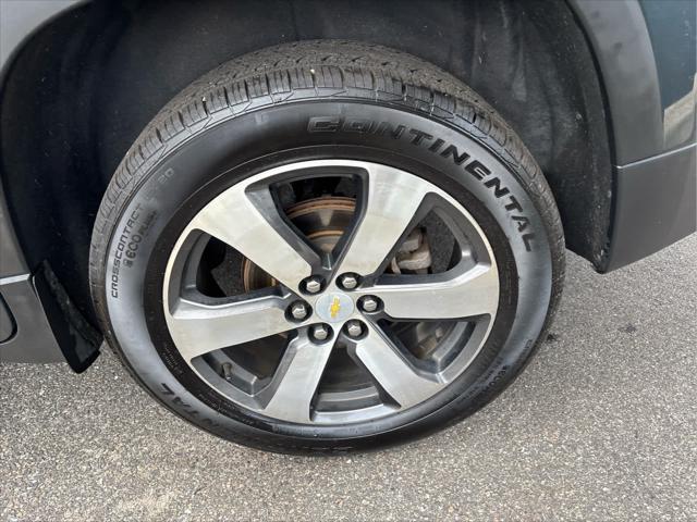 Photo of 2020 Graphite Metallic Chevrolet Traverse