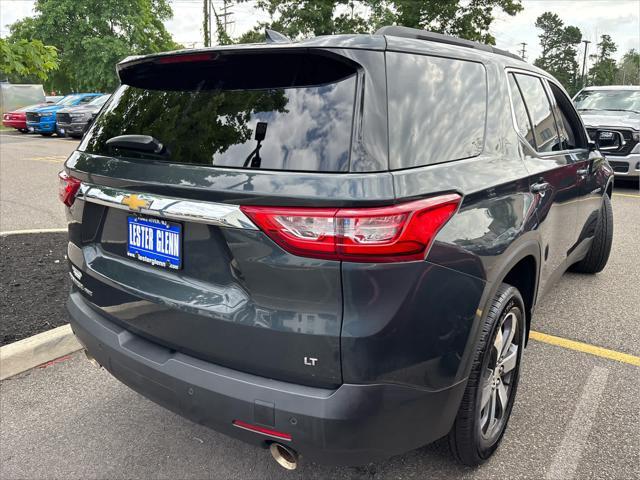 Photo of 2020 Graphite Metallic Chevrolet Traverse