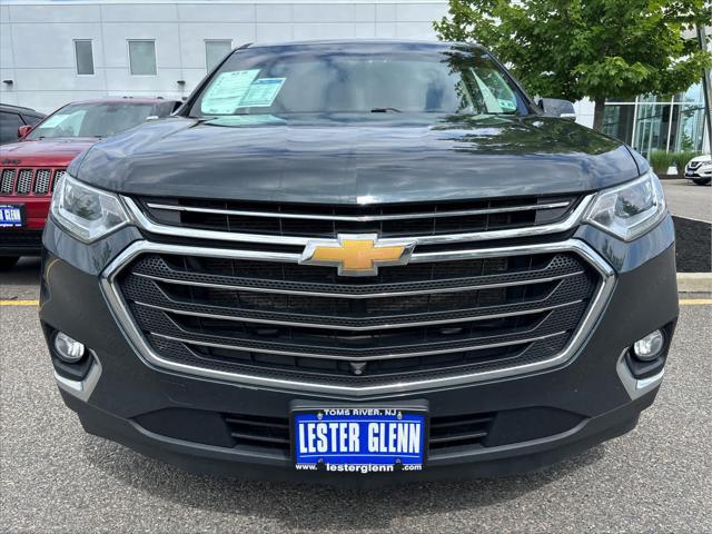 Photo of 2020 Graphite Metallic Chevrolet Traverse