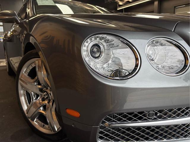 Photo of 2014 GRAY Bentley Flying Spur