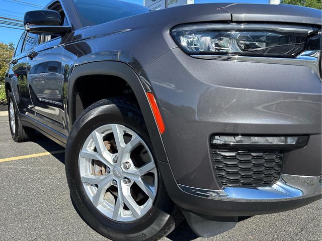 Photo of 2023 Baltic Gray Metallic Clearcoat Jeep Grand Cherokee L