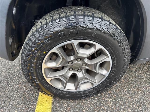 Photo of 2021 Bright White Clearcoat Jeep Cherokee