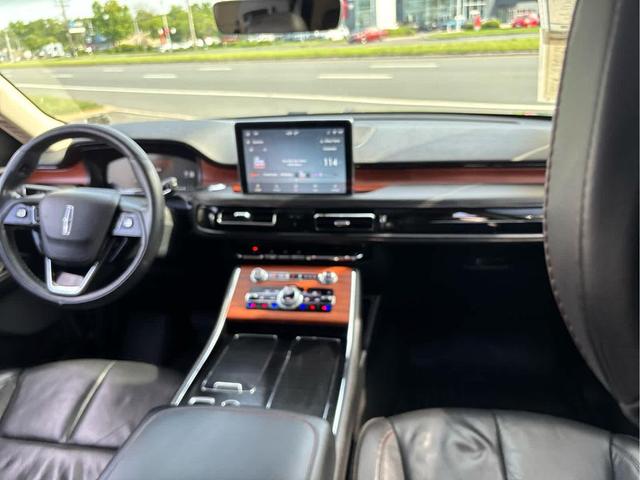 Photo of 2020 Magnetic Gray Metallic Lincoln Aviator