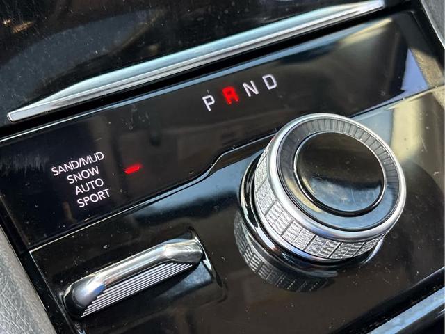 Photo of 2021 Bright White Clearcoat Jeep Grand Cherokee L