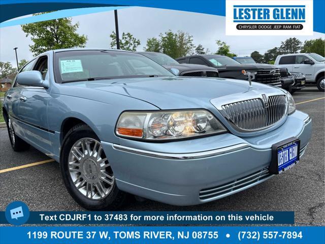 2008 Lincoln Town Car