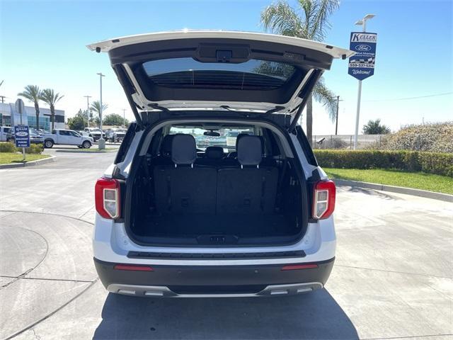 Photo of 2023 Oxford White Ford Explorer