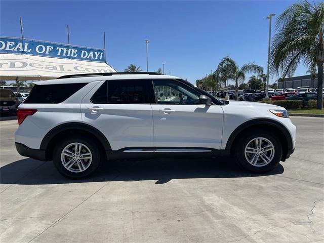 Photo of 2023 Oxford White Ford Explorer