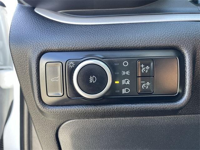 Photo of 2023 Oxford White Ford Explorer