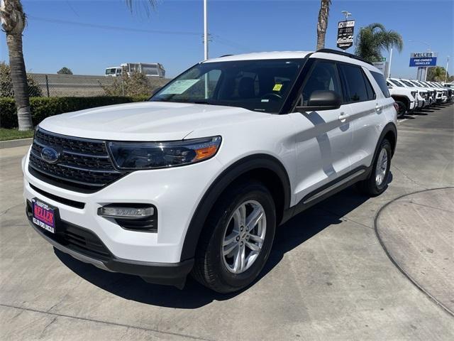Photo of 2023 Oxford White Ford Explorer