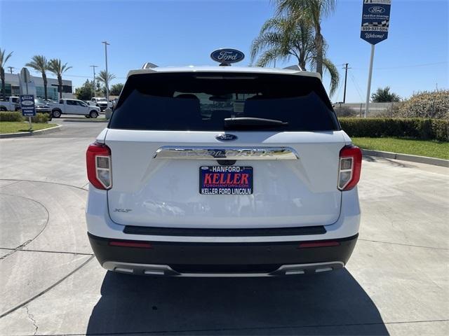 Photo of 2023 Oxford White Ford Explorer