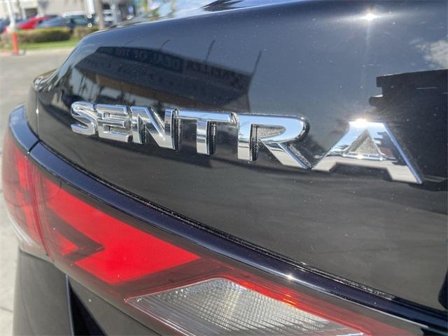 Photo of 2024 Black Nissan Sentra