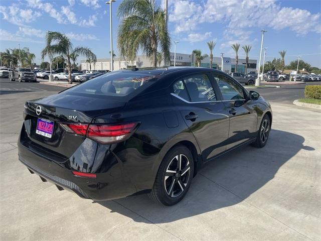 Photo of 2024 Black Nissan Sentra