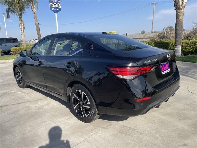Photo of 2024 Black Nissan Sentra