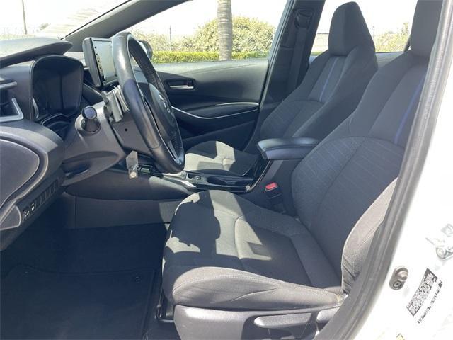 Photo of 2022 White Toyota Corolla