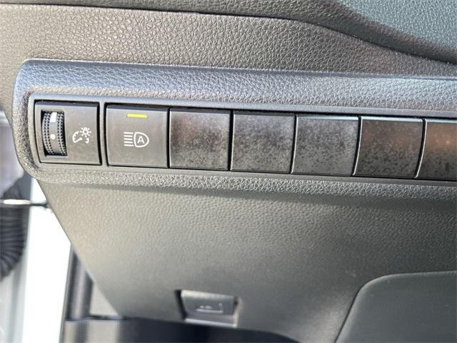 Photo of 2022 White Toyota Corolla