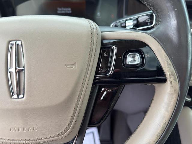 Photo of 2020 PRISTINE WHITE MET TRI-COAT Lincoln Aviator