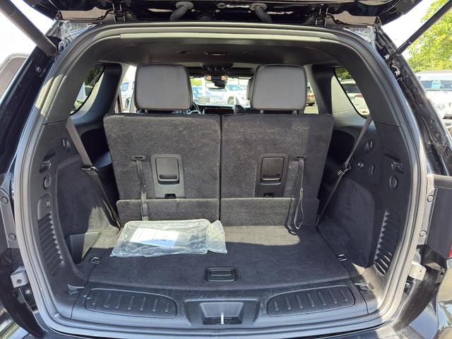Photo of 2024 DB Black Clearcoat Dodge Durango