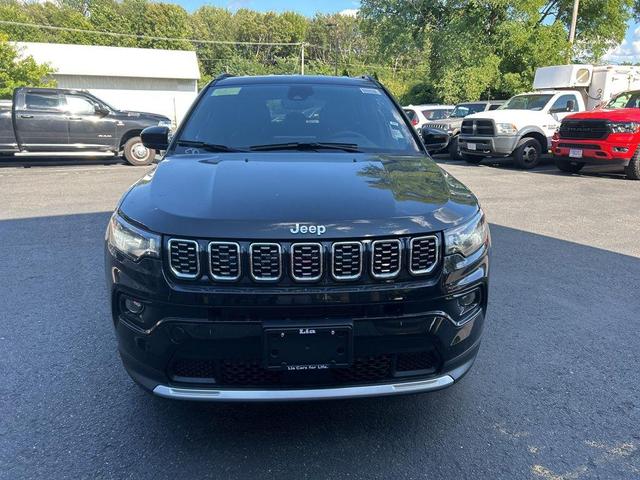 Photo of 2025 Diamond Black Crystal Pearlcoat Jeep Compass
