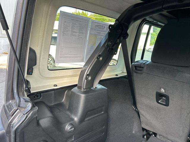 Photo of 2022 Granite Crystal Metallic Clearcoat Jeep Wrangler Unlimited