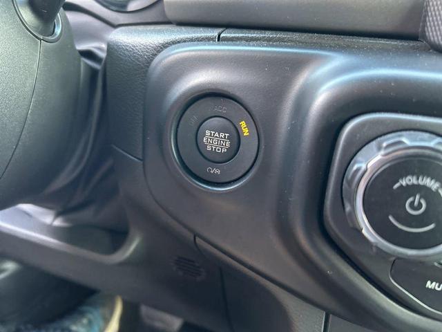 Photo of 2022 Granite Crystal Metallic Clearcoat Jeep Wrangler Unlimited