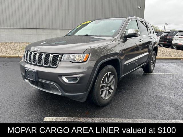 Photo of 2021 Granite Crystal Metallic Clearcoat Jeep Grand Cherokee