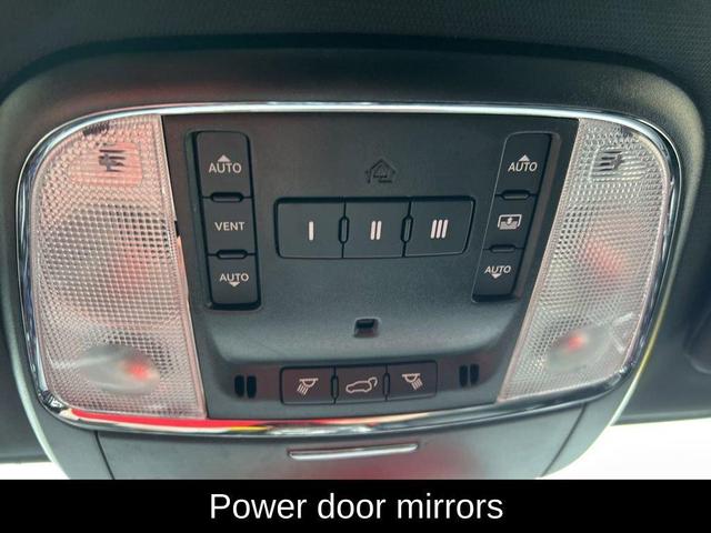 Photo of 2021 Granite Crystal Metallic Clearcoat Jeep Grand Cherokee