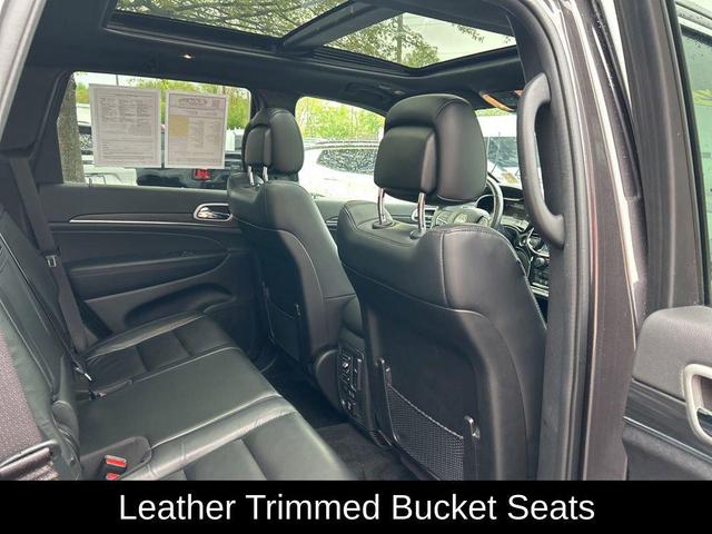 Photo of 2021 Granite Crystal Metallic Clearcoat Jeep Grand Cherokee