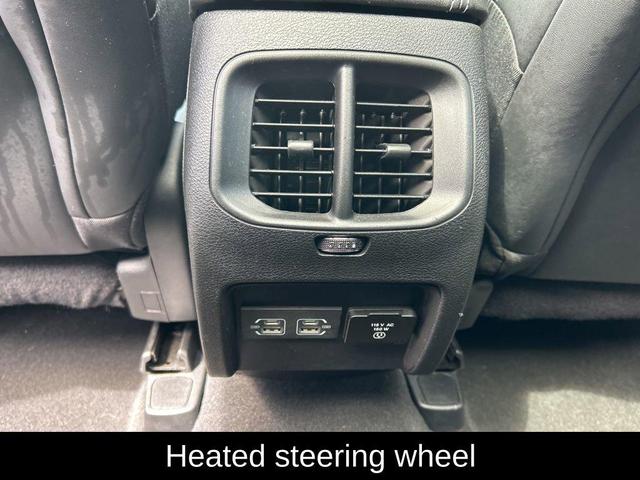 Photo of 2021 Slate Blue Pearlcoat Jeep Cherokee