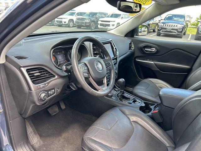 Photo of 2021 Slate Blue Pearlcoat Jeep Cherokee