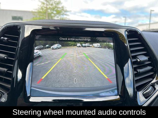 Photo of 2021 Slate Blue Pearlcoat Jeep Cherokee