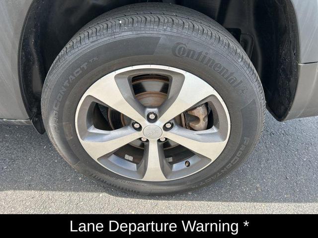 Photo of 2021 Slate Blue Pearlcoat Jeep Cherokee