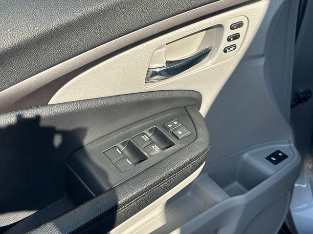 Photo of 2021 Modern Steel Metallic Honda Pilot