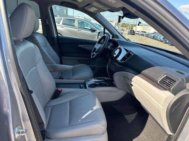 Photo of 2021 Modern Steel Metallic Honda Pilot