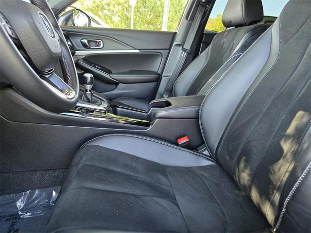 Photo of 2023 Majestic Black Pearl Acura Integra