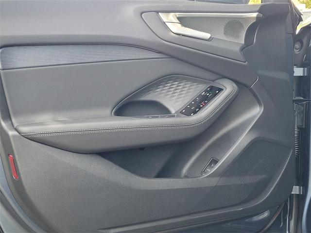 Photo of 2025 Horizon Blue Metallic Audi A5