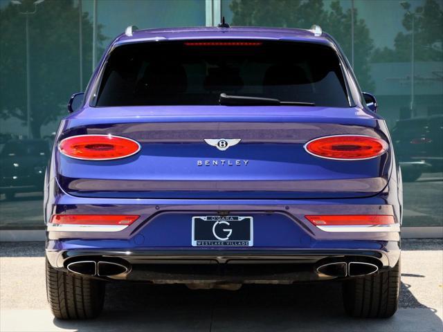 Photo of 2021 Azure Purple Bentley Bentayga