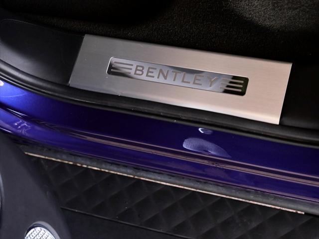 Photo of 2021 Azure Purple Bentley Bentayga