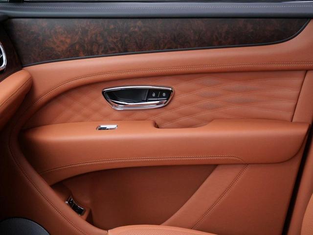 Photo of 2025 Onyx Bentley Bentayga
